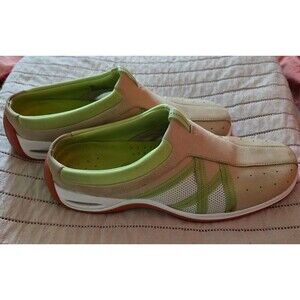 Womens Size 8 Cole Haan Nike Air Shoes